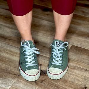 Women’s Converse. Very Heavily Used. Size 9